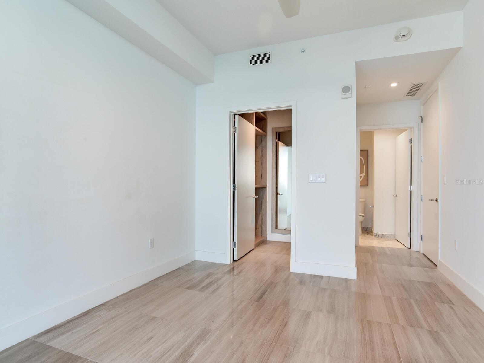 Image 60 of 100 For 3101 Bayshore Boulevard 303