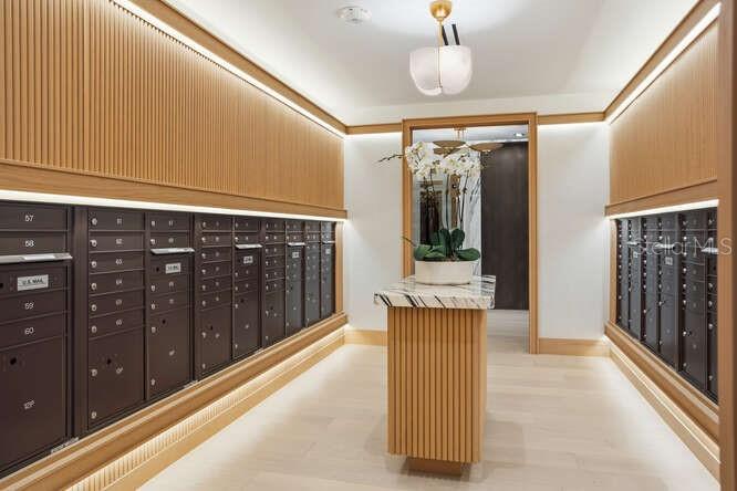 Image 66 of 100 For 3101 Bayshore Boulevard 303