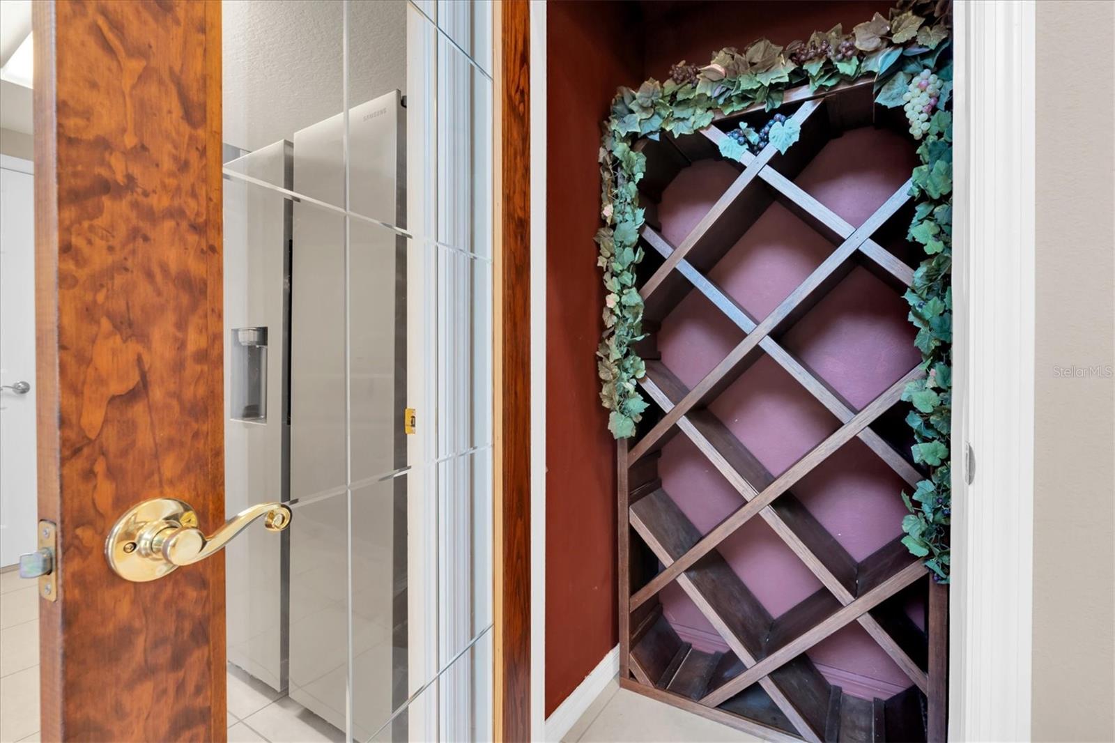 Image 16 of 69 For 2292 Hannah Way S