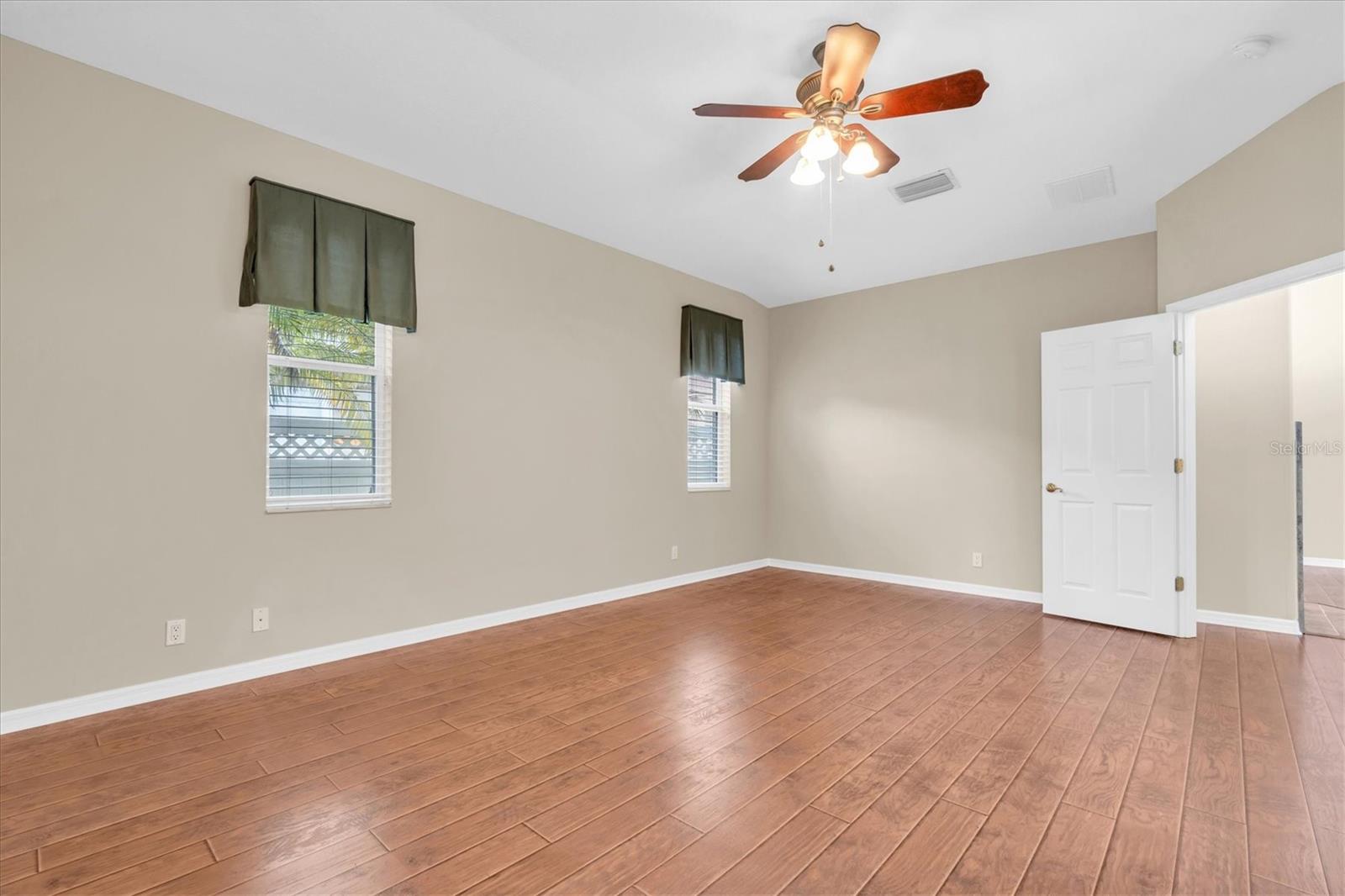 Image 23 of 69 For 2292 Hannah Way S