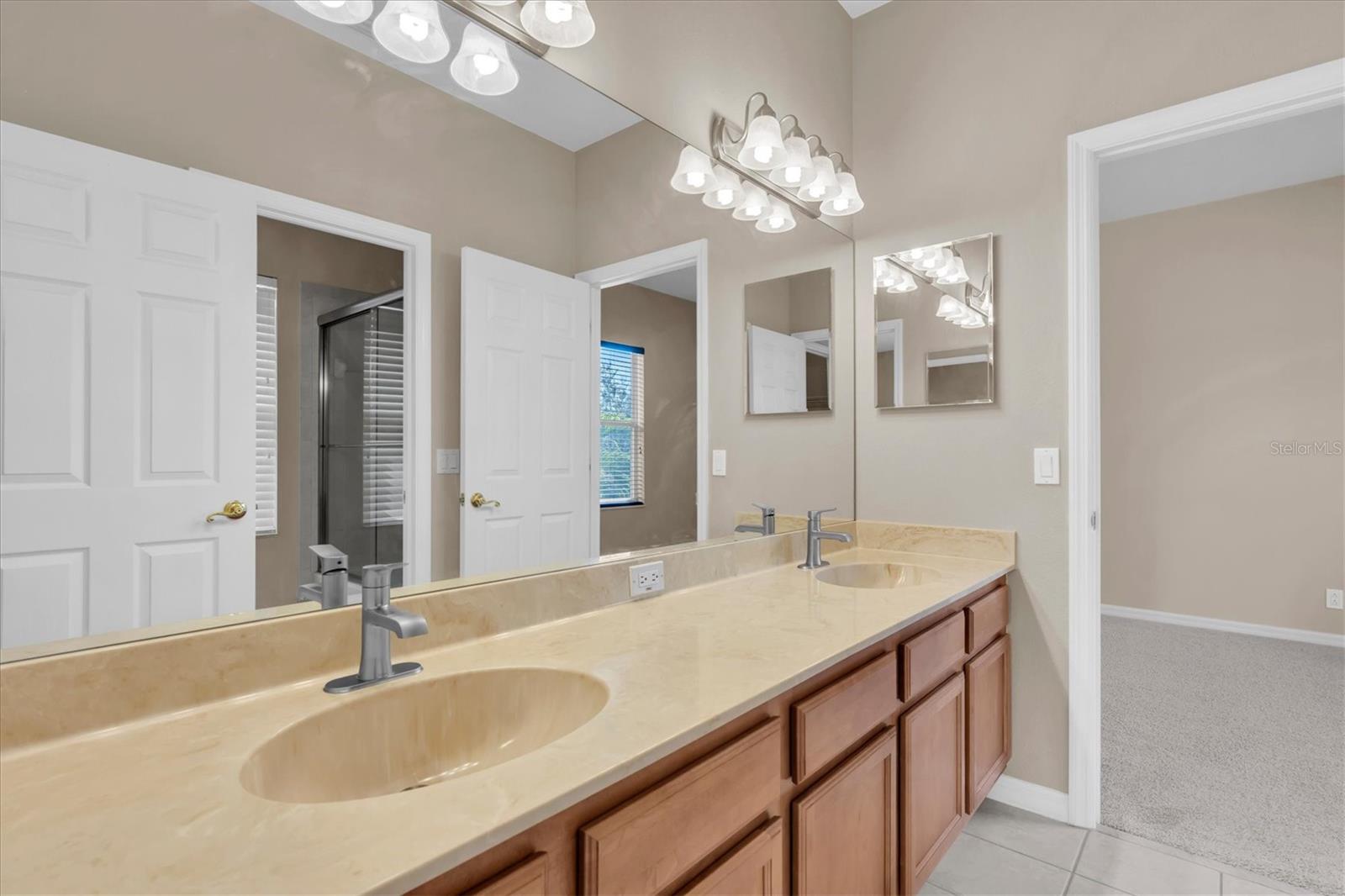 Image 24 of 69 For 2292 Hannah Way S