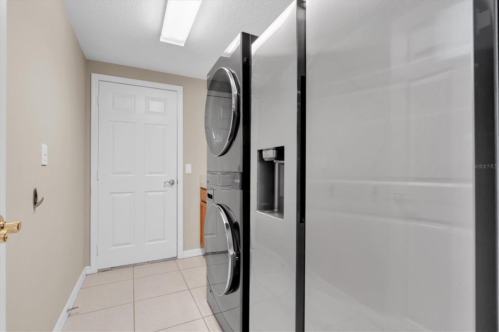 Image 28 of 69 For 2292 Hannah Way S