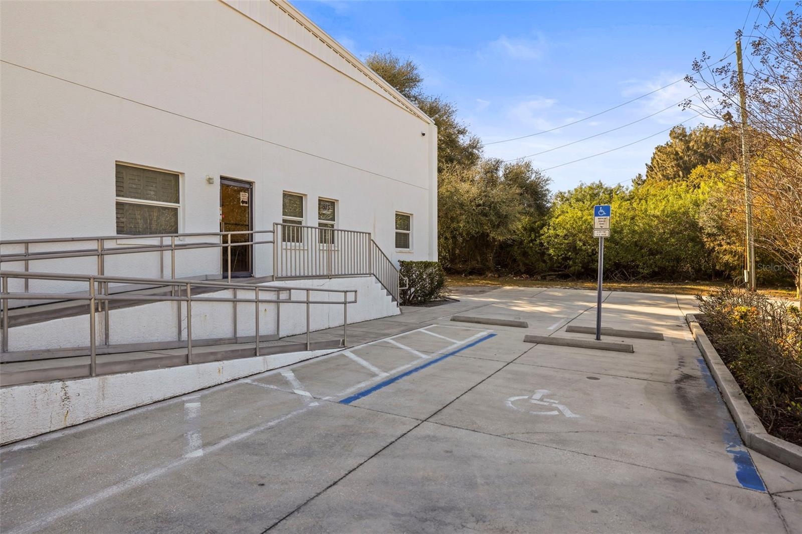 Image 29 of 87 For 1555 Sunshine Drive