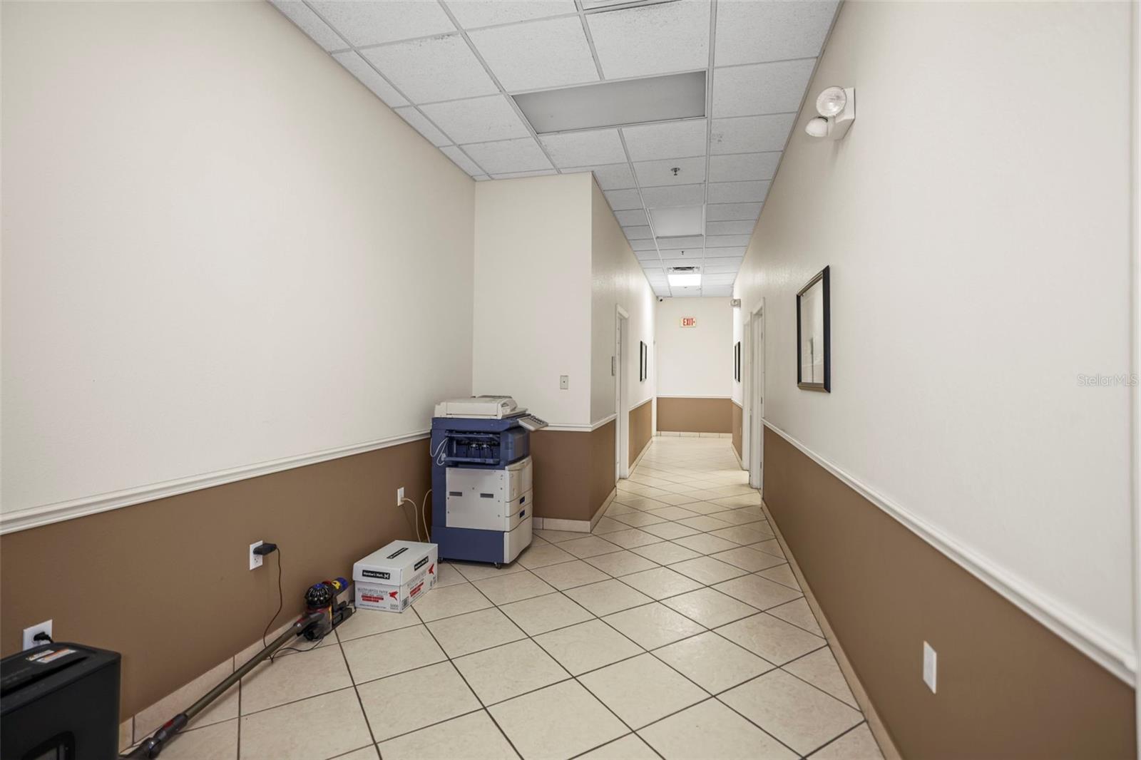 Image 36 of 87 For 1555 Sunshine Drive