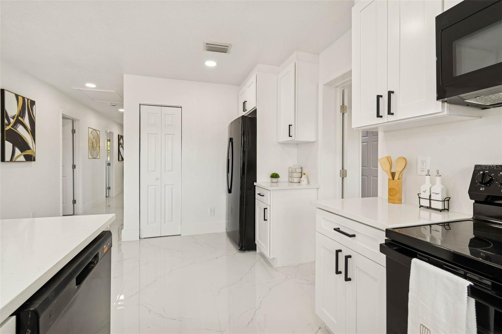 Image 26 of 71 For 7097 Delta Way