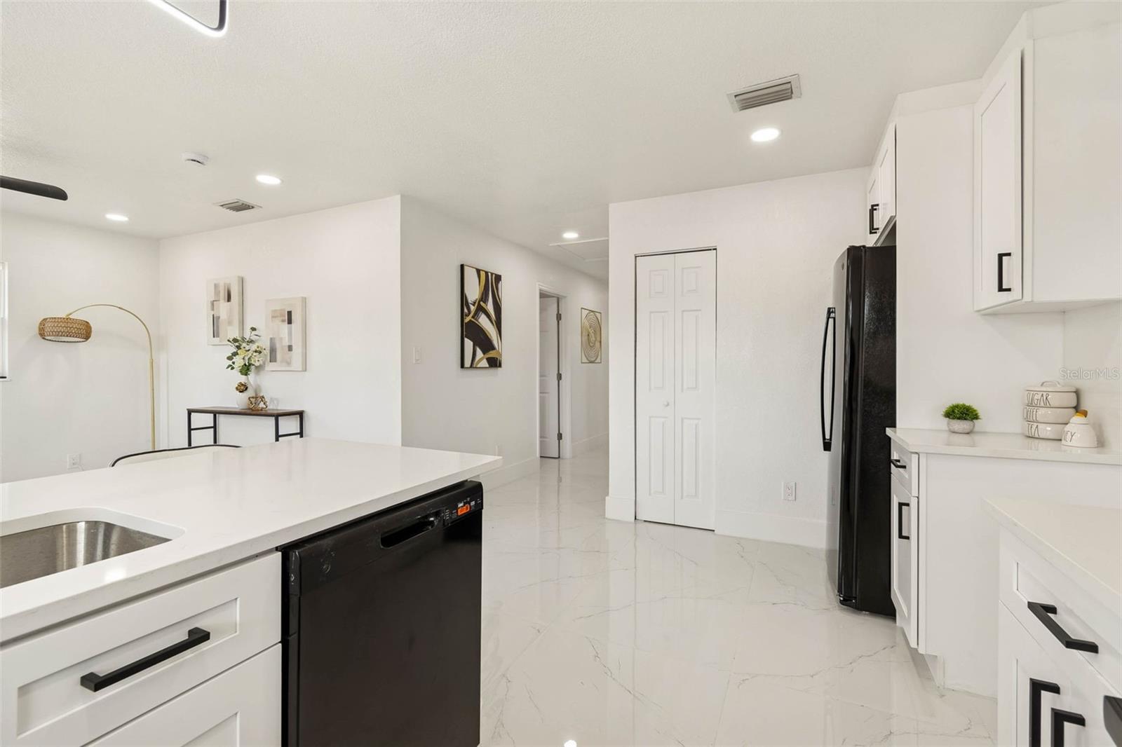 Image 27 of 71 For 7097 Delta Way