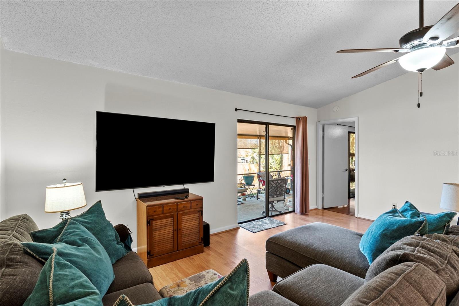 Image 11 of 54 For 3771 Parkway Boulevard