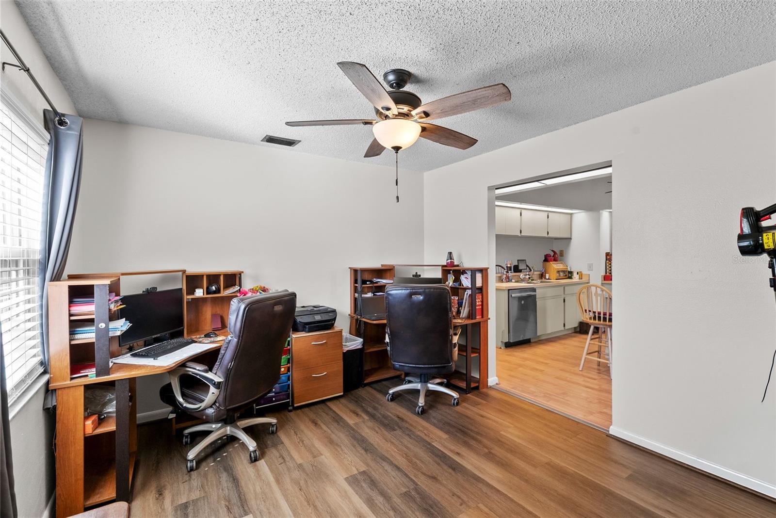 Image 17 of 54 For 3771 Parkway Boulevard