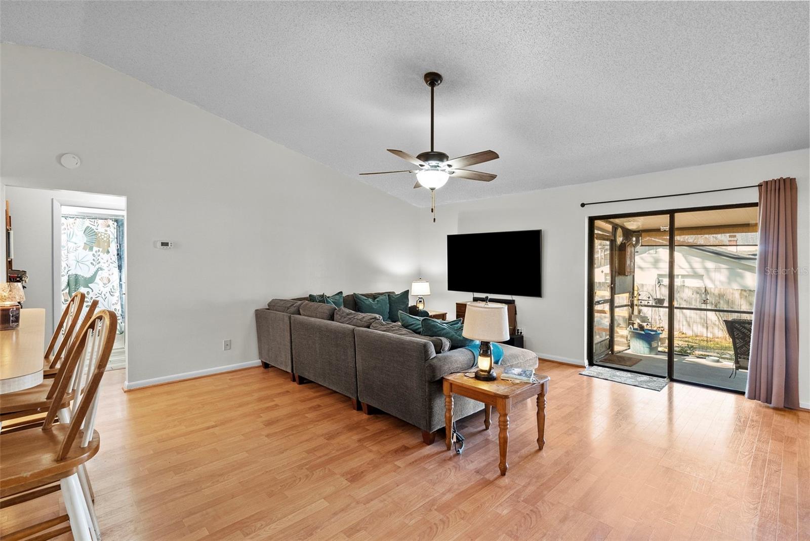 Image 7 of 54 For 3771 Parkway Boulevard