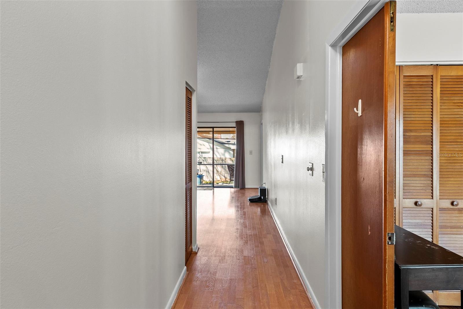 Image 9 of 54 For 3771 Parkway Boulevard