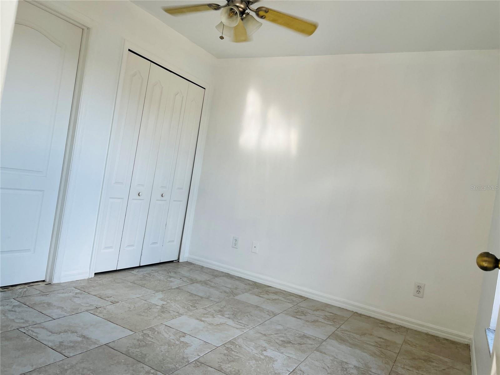 Image 24 of 42 For 4913 Beauty Street