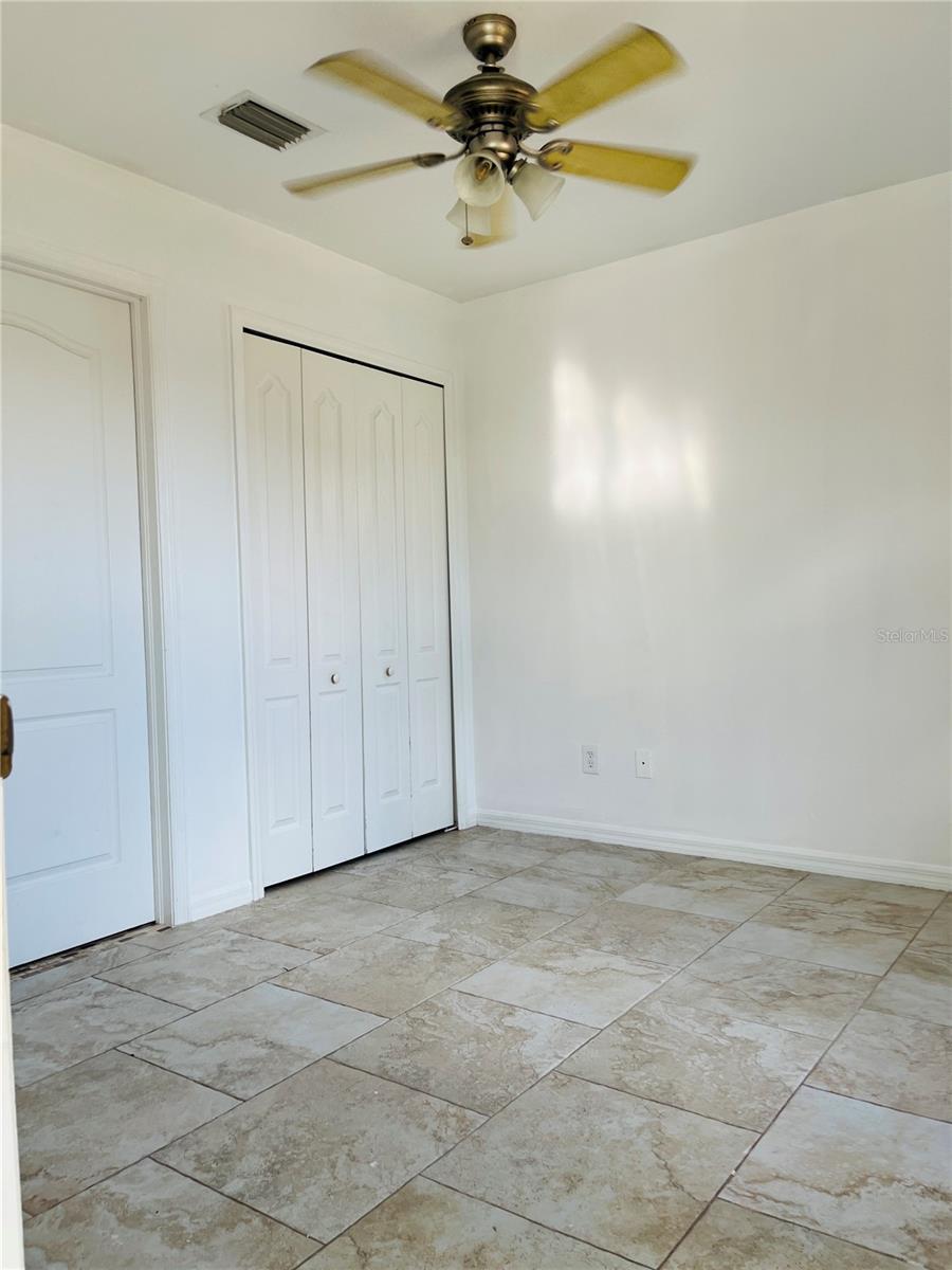 Image 25 of 42 For 4913 Beauty Street