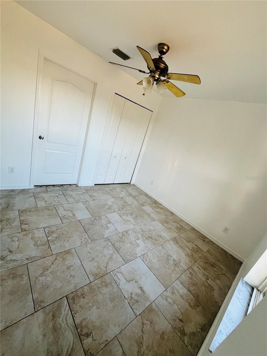 Image 33 of 42 For 4913 Beauty Street