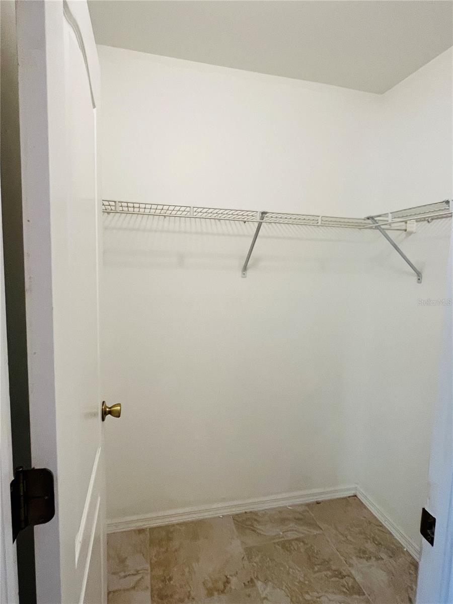 Image 38 of 42 For 4913 Beauty Street