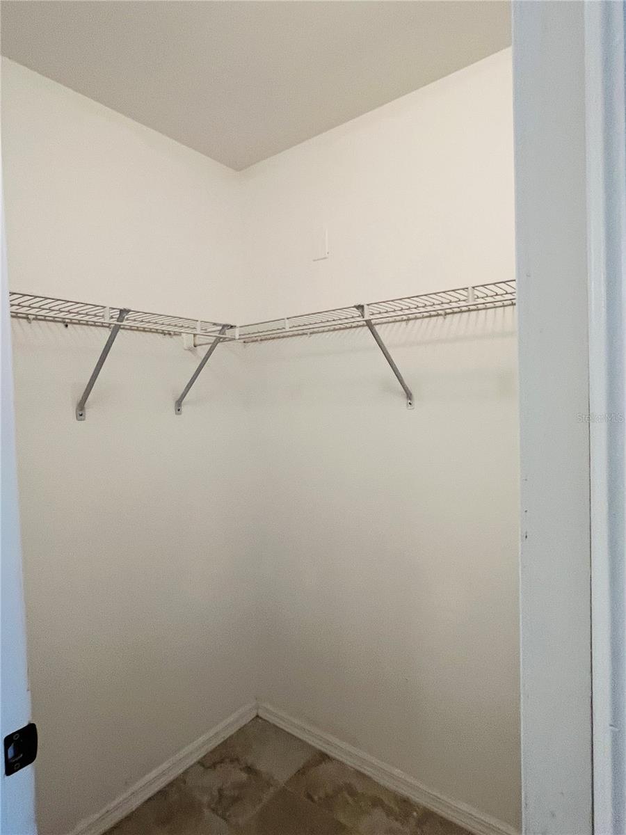 Image 39 of 42 For 4913 Beauty Street