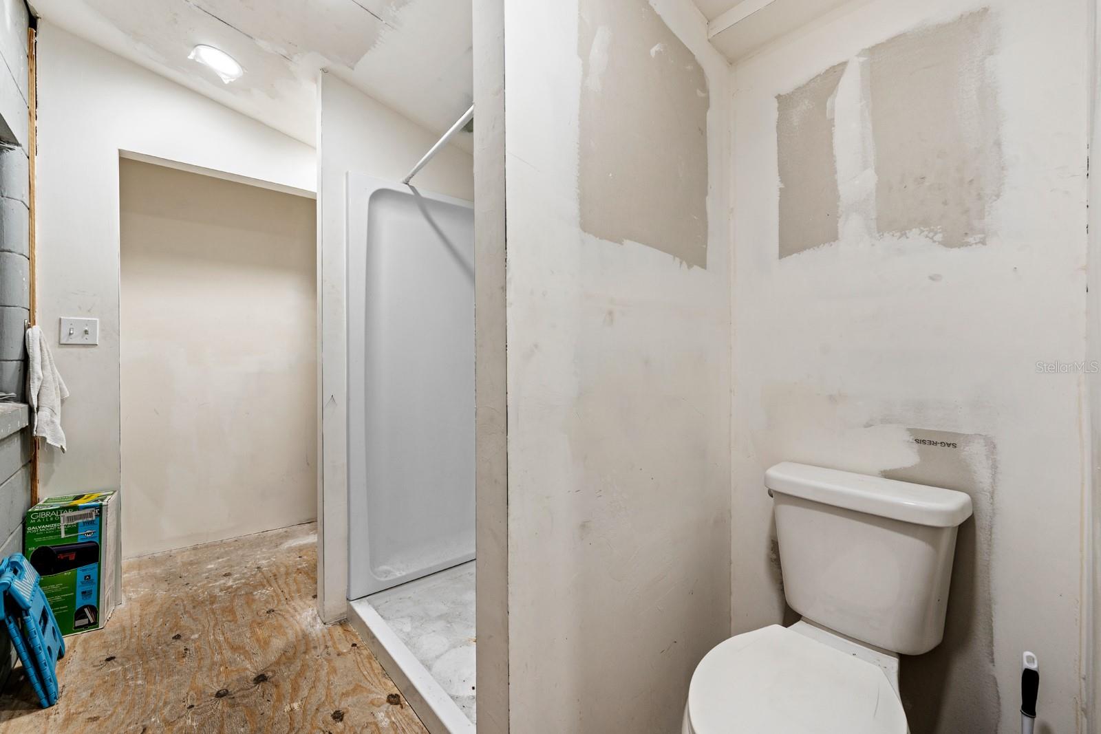 Image 16 of 33 For 1035 Wheeler Road