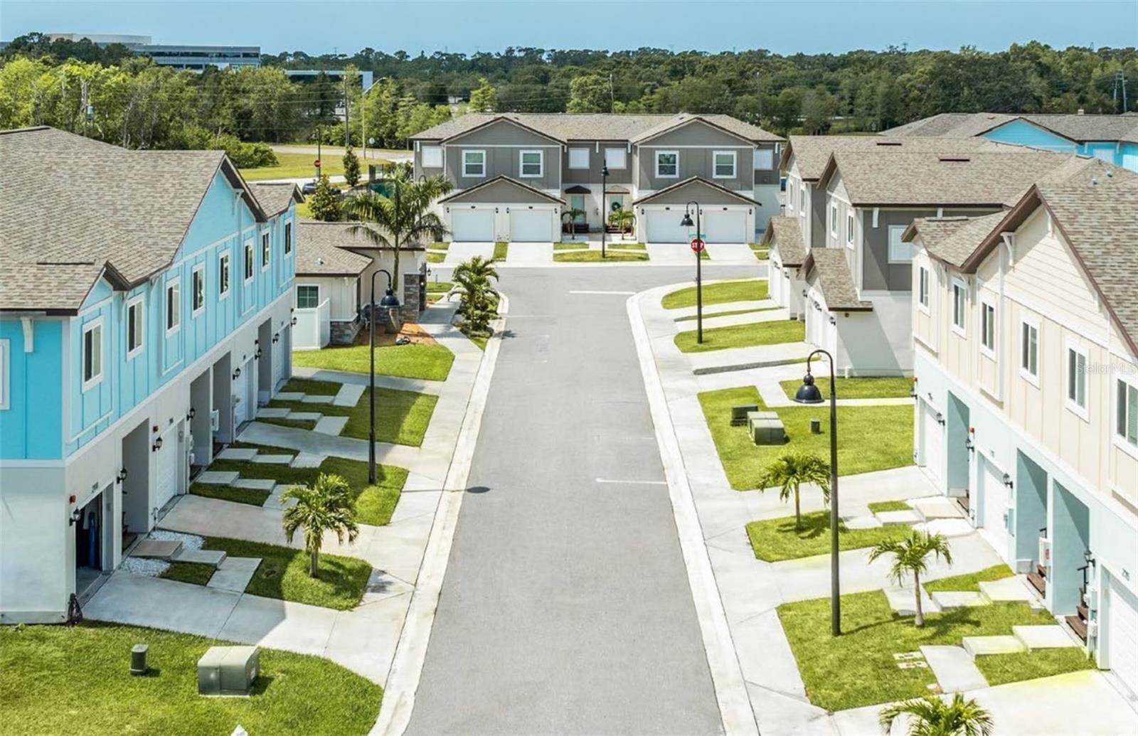 Image 3 of 30 For 2047 Silverstone Circle