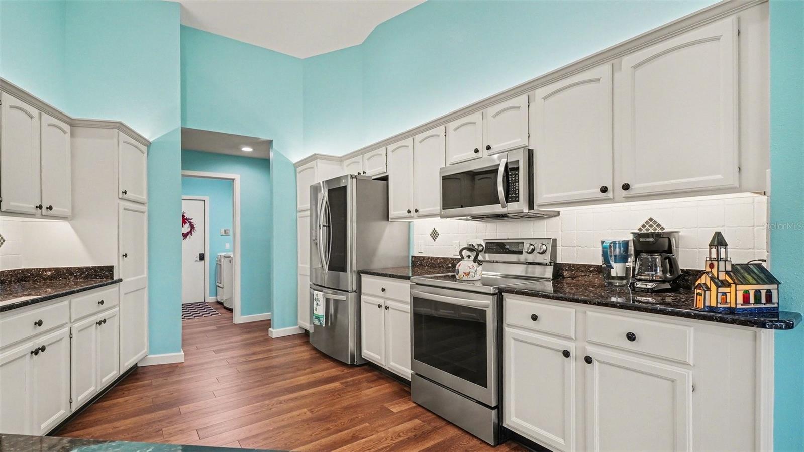 Image 12 of 30 For 17 Longleaf Court