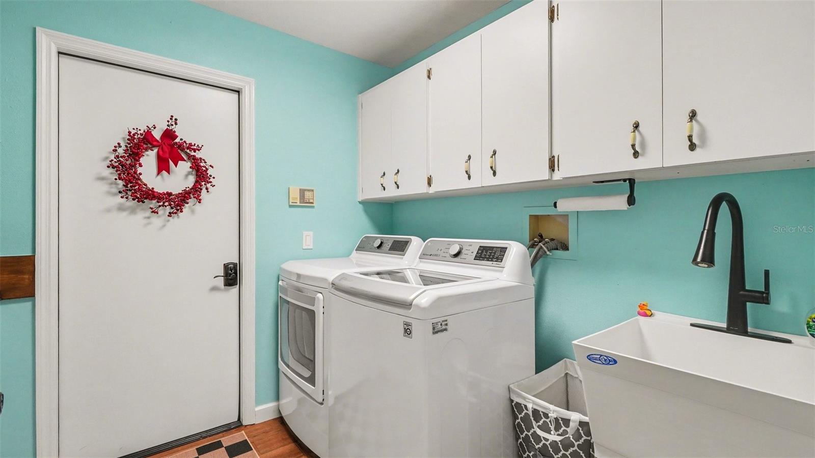 Image 13 of 30 For 17 Longleaf Court