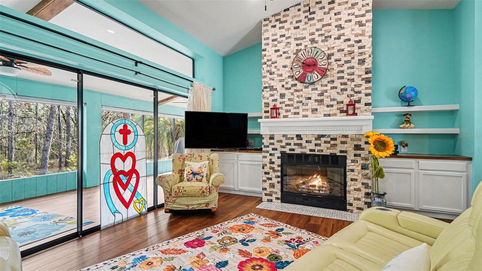 Image 5 of 30 For 17 Longleaf Court