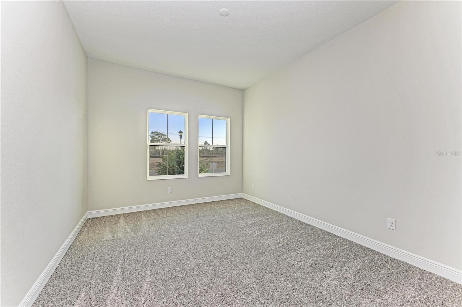 Image 25 of 36 For 13442 Buffalo Mountain Avenue