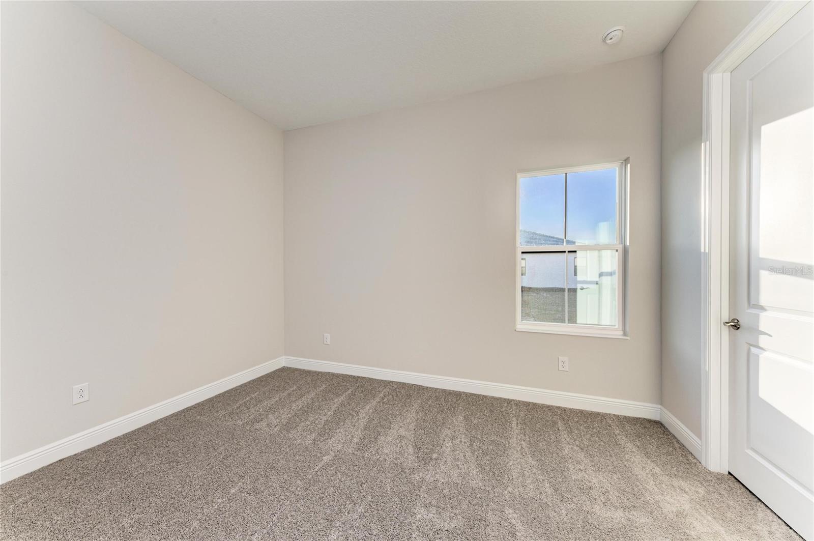 Image 28 of 36 For 13442 Buffalo Mountain Avenue