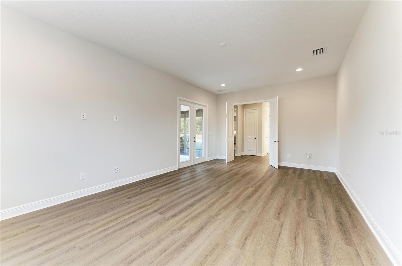 Image 33 of 36 For 13442 Buffalo Mountain Avenue