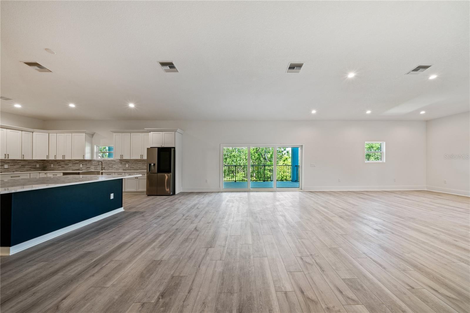 Image 14 of 32 For 1033 Hammock Circle