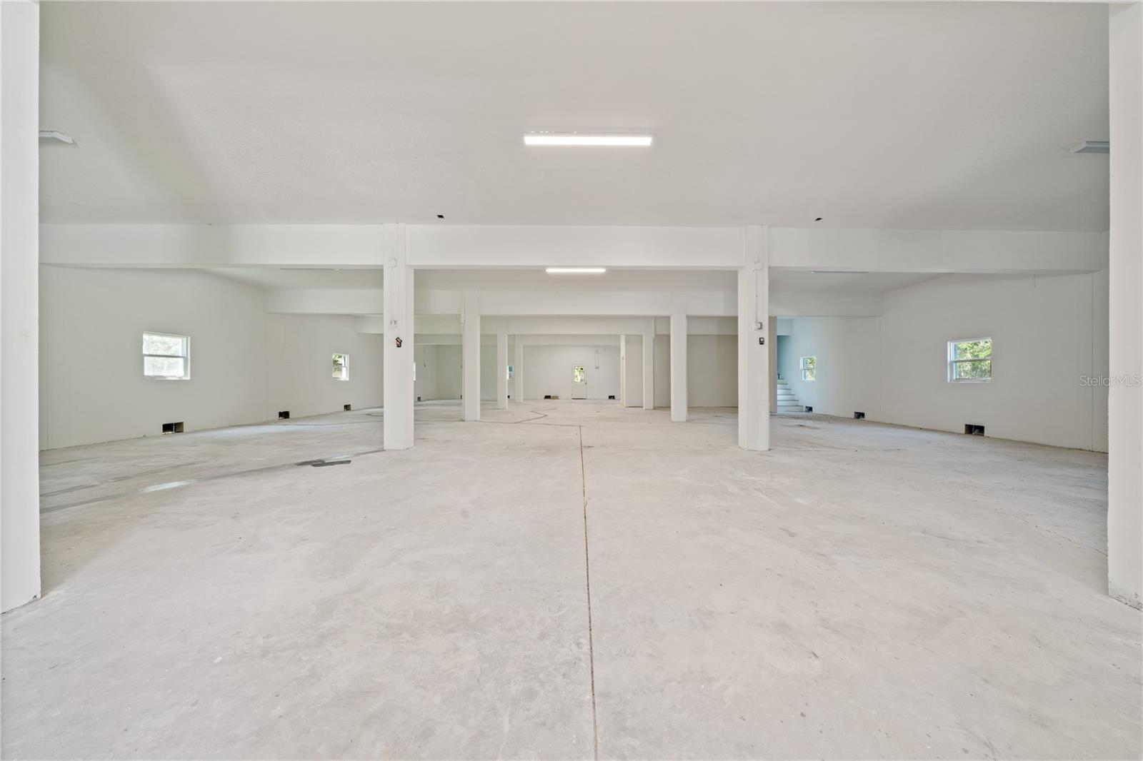 Image 29 of 32 For 1033 Hammock Circle