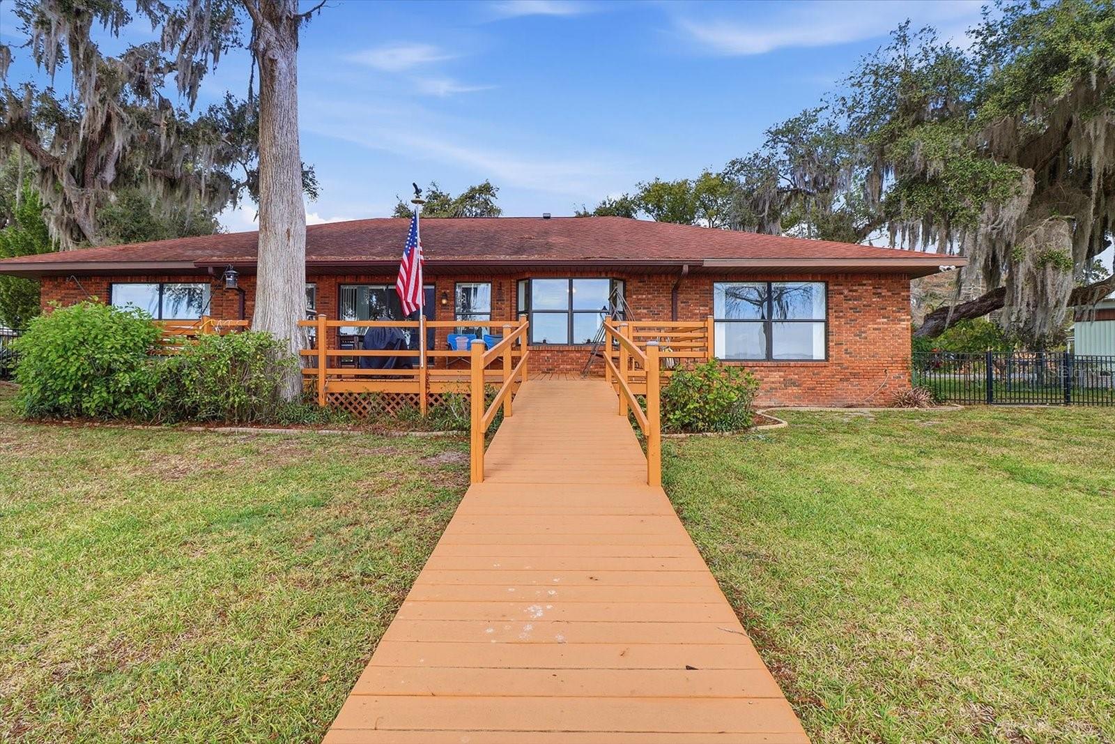 Image 33 of 47 For 8528 Aquarius Drive