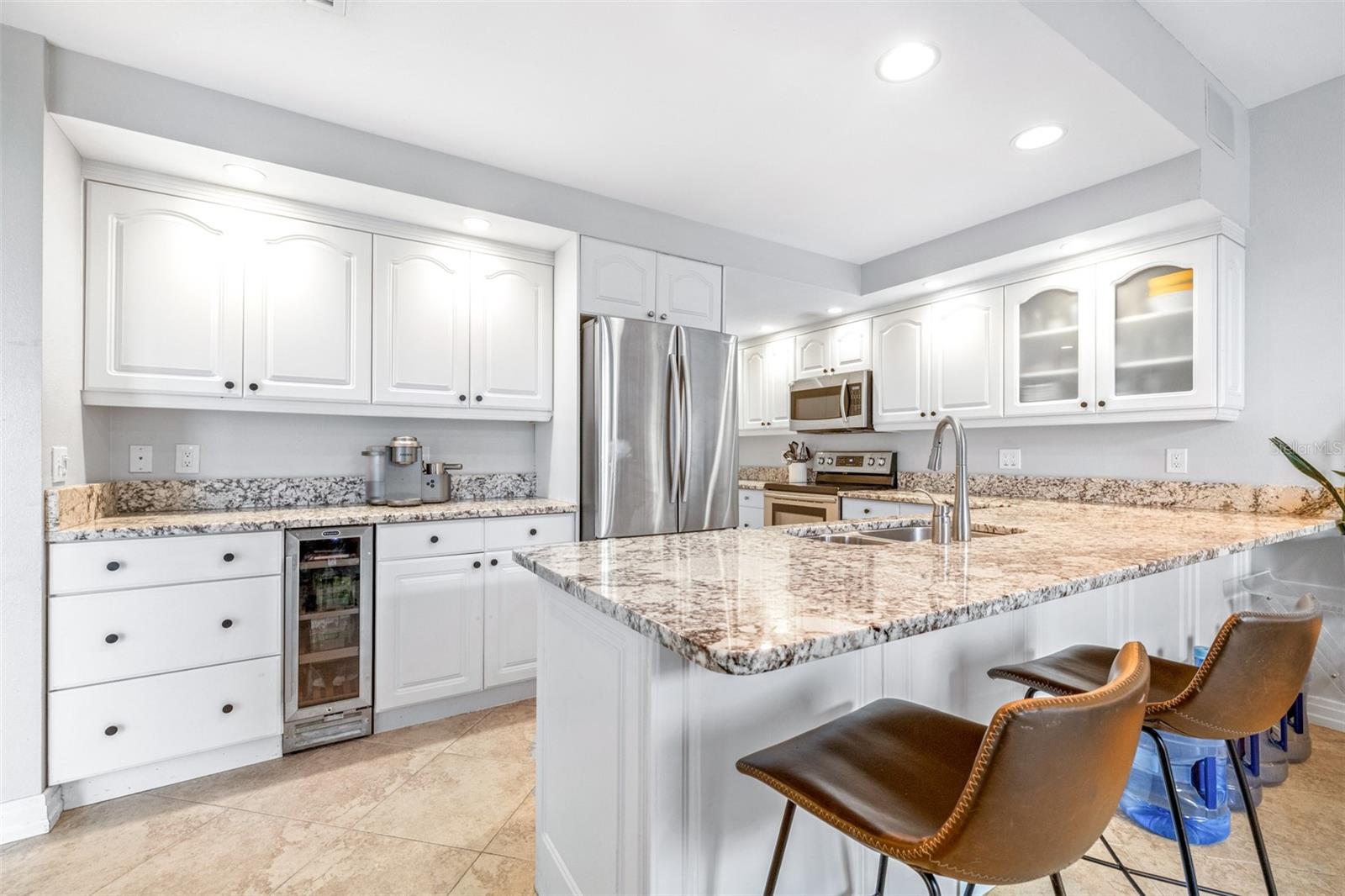 Image 25 of 55 For 3008 Landmark Boulevard 203