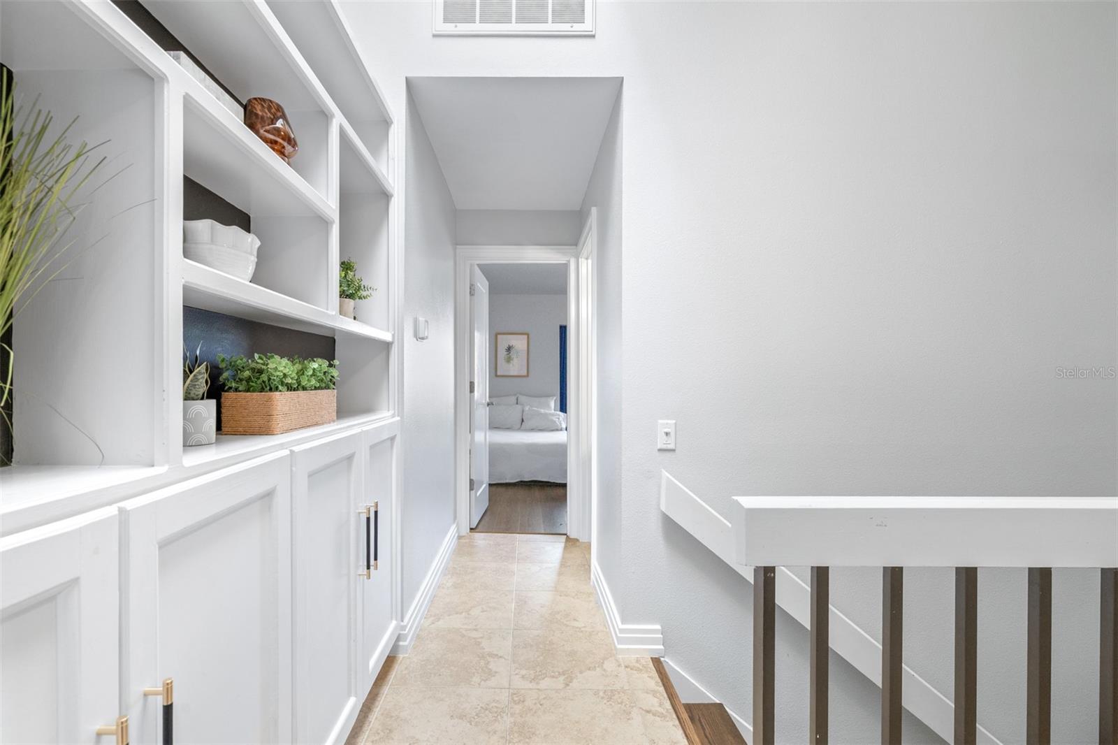 Image 37 of 55 For 3008 Landmark Boulevard 203