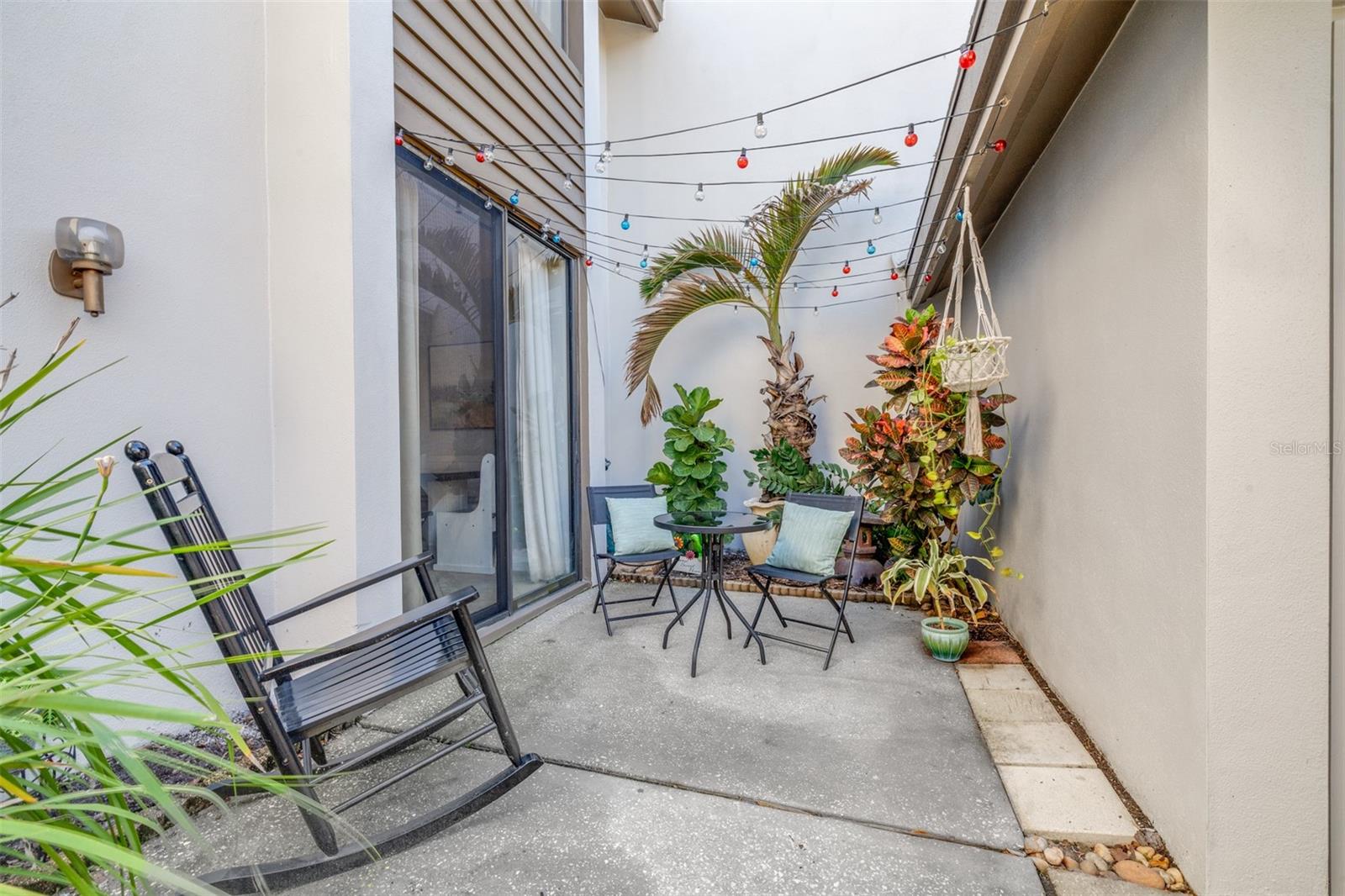 Image 7 of 55 For 3008 Landmark Boulevard 203