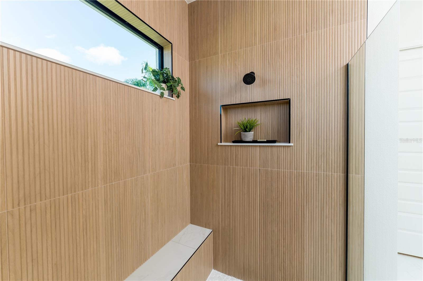 Image 13 of 18 For 901 Eagle Lane