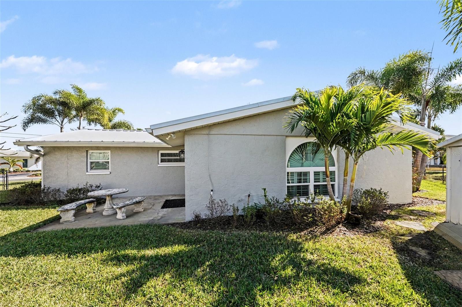 Image 18 of 22 For 1183 35th Avenue Ne