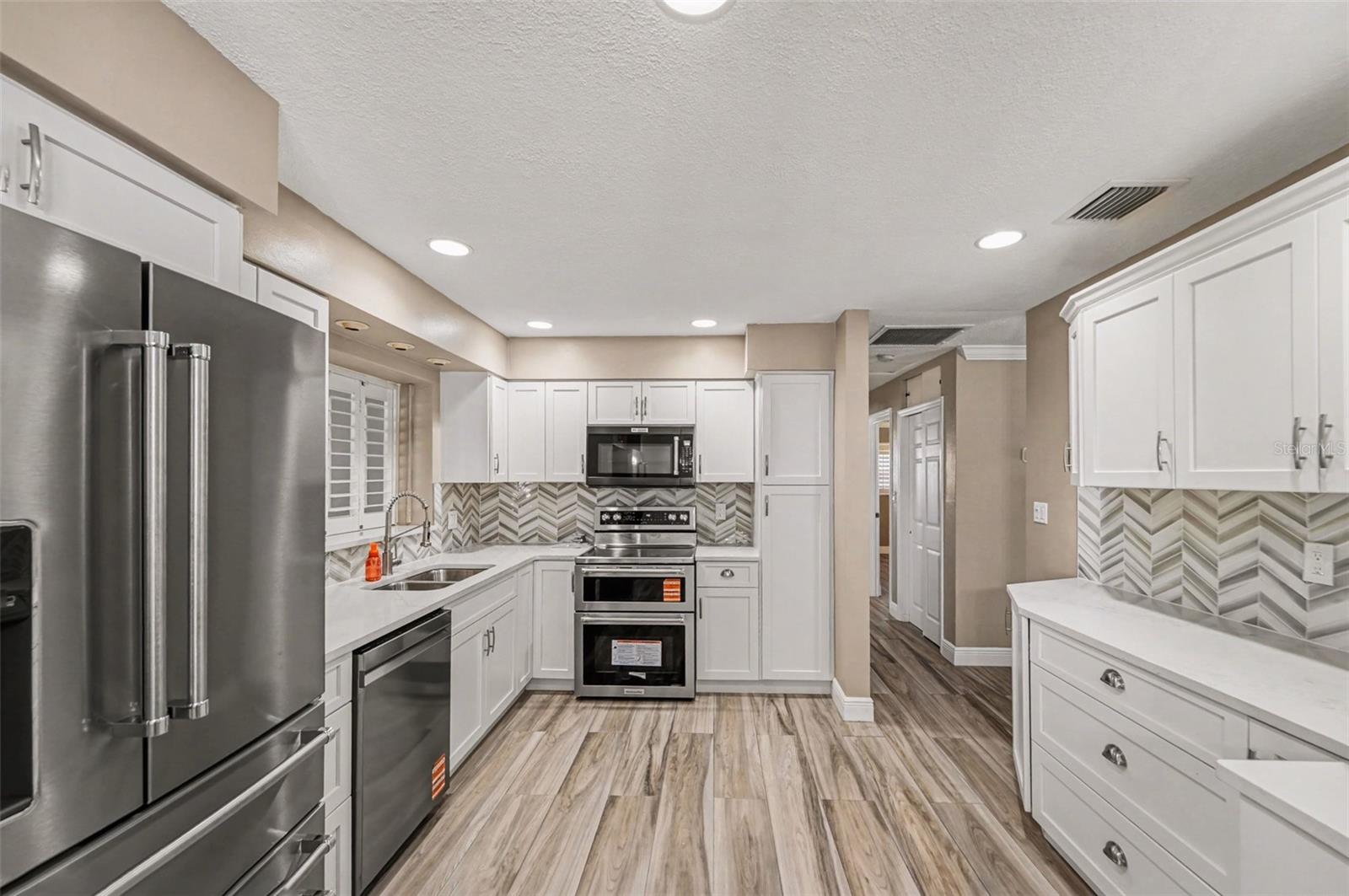 Image 2 of 22 For 1183 35th Avenue Ne