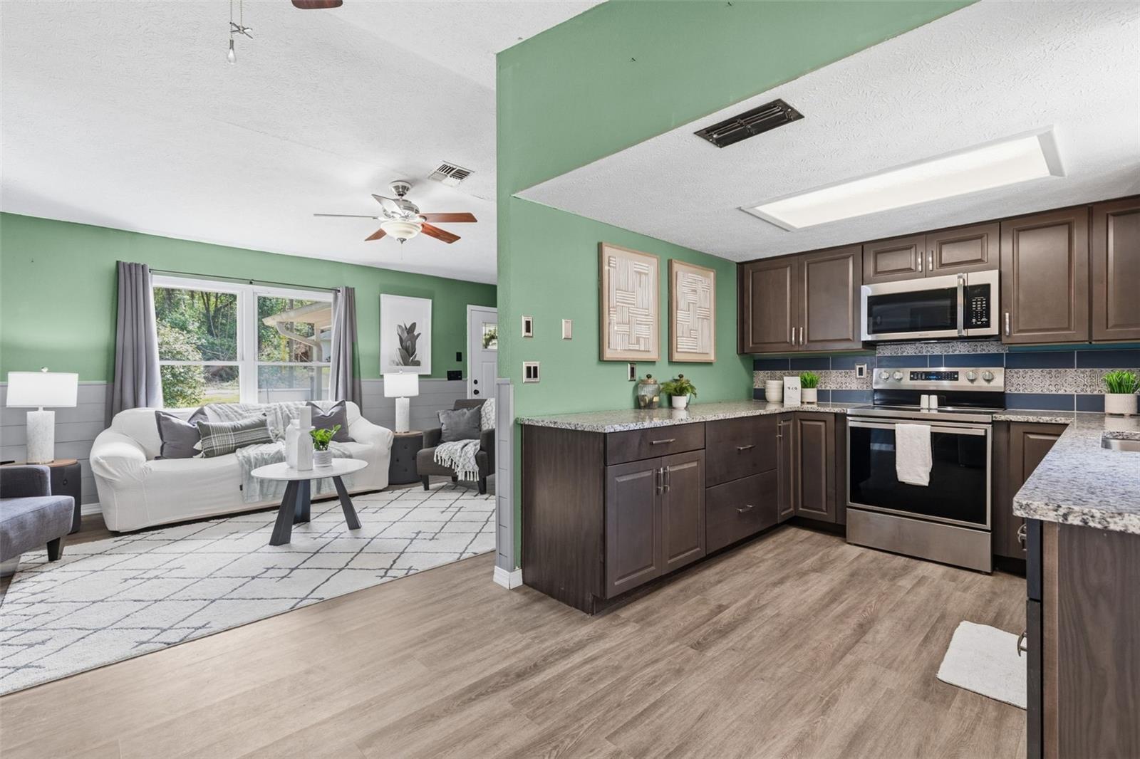 Image 12 of 38 For 26359 Eahnestock Street