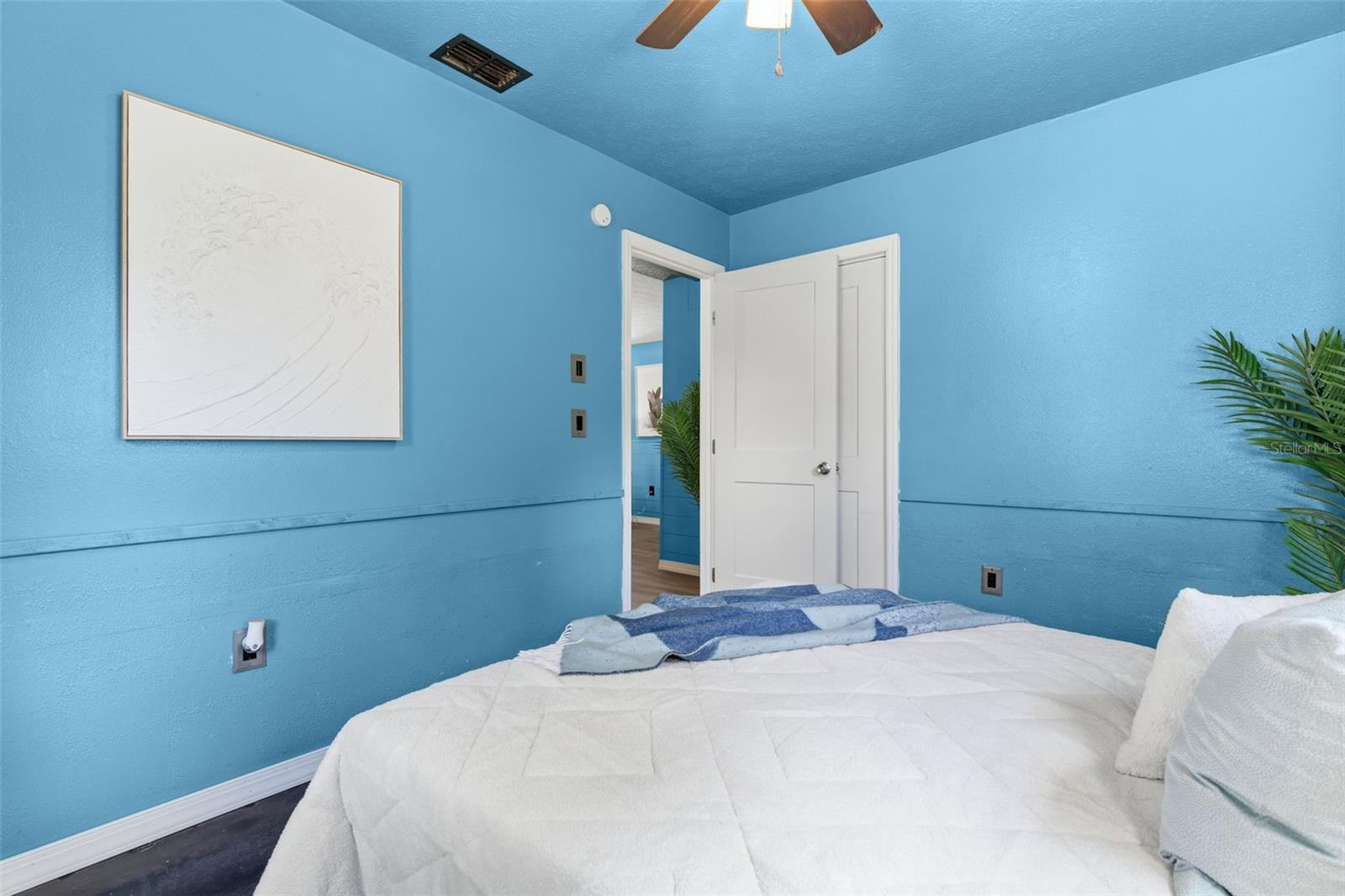 Image 20 of 38 For 26359 Eahnestock Street