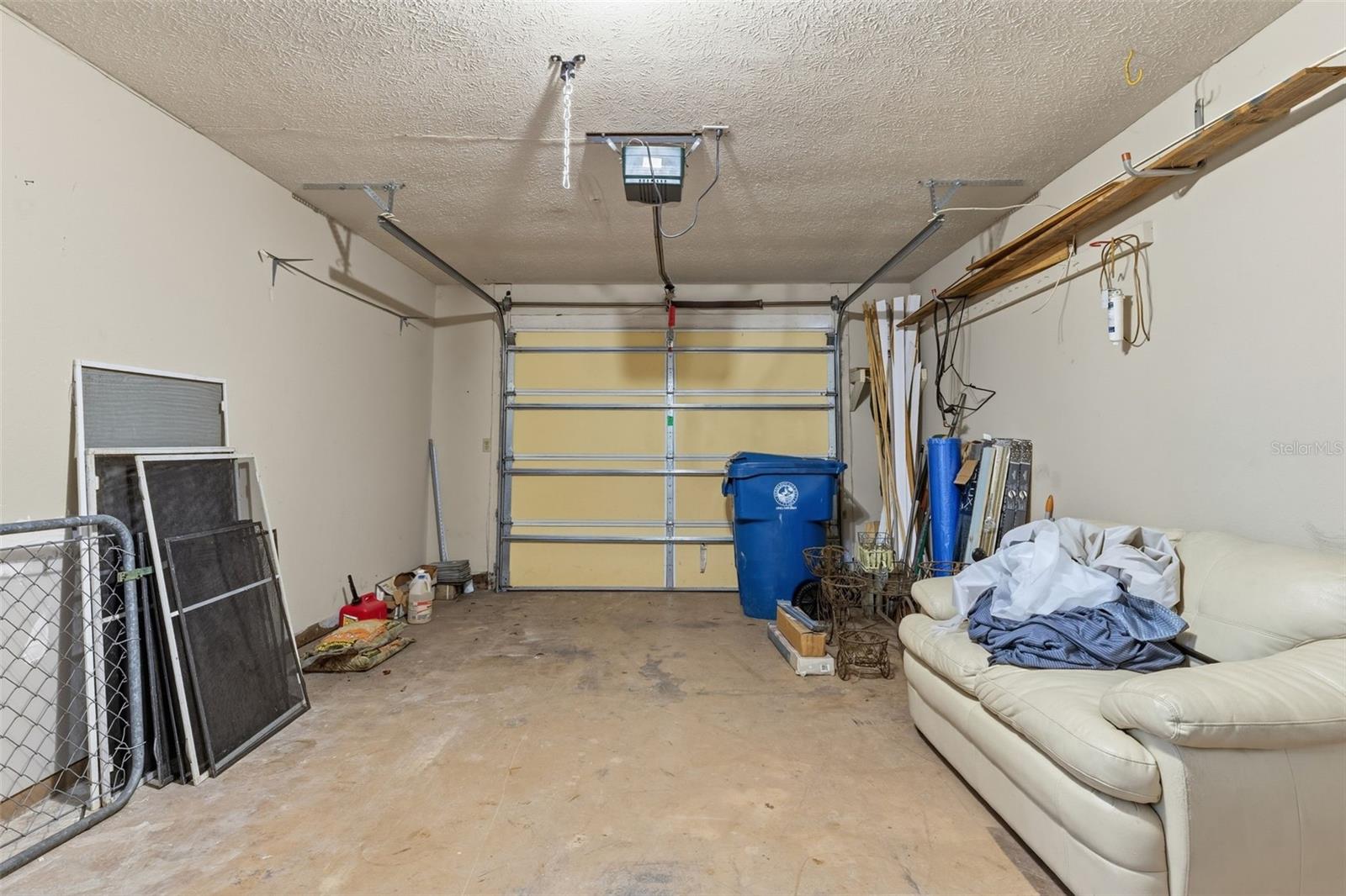 Image 23 of 38 For 26359 Eahnestock Street