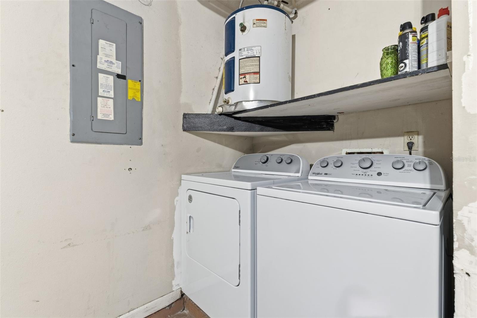 Image 24 of 38 For 26359 Eahnestock Street