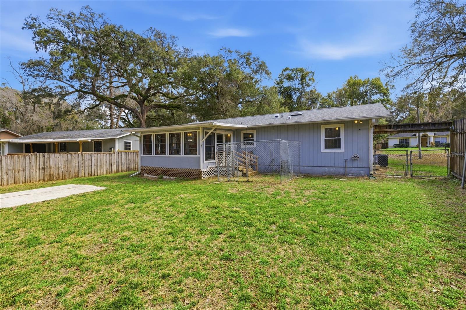 Image 26 of 38 For 26359 Eahnestock Street