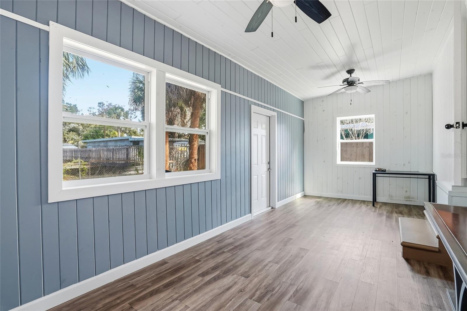 Image 26 of 37 For 1137 40th Street