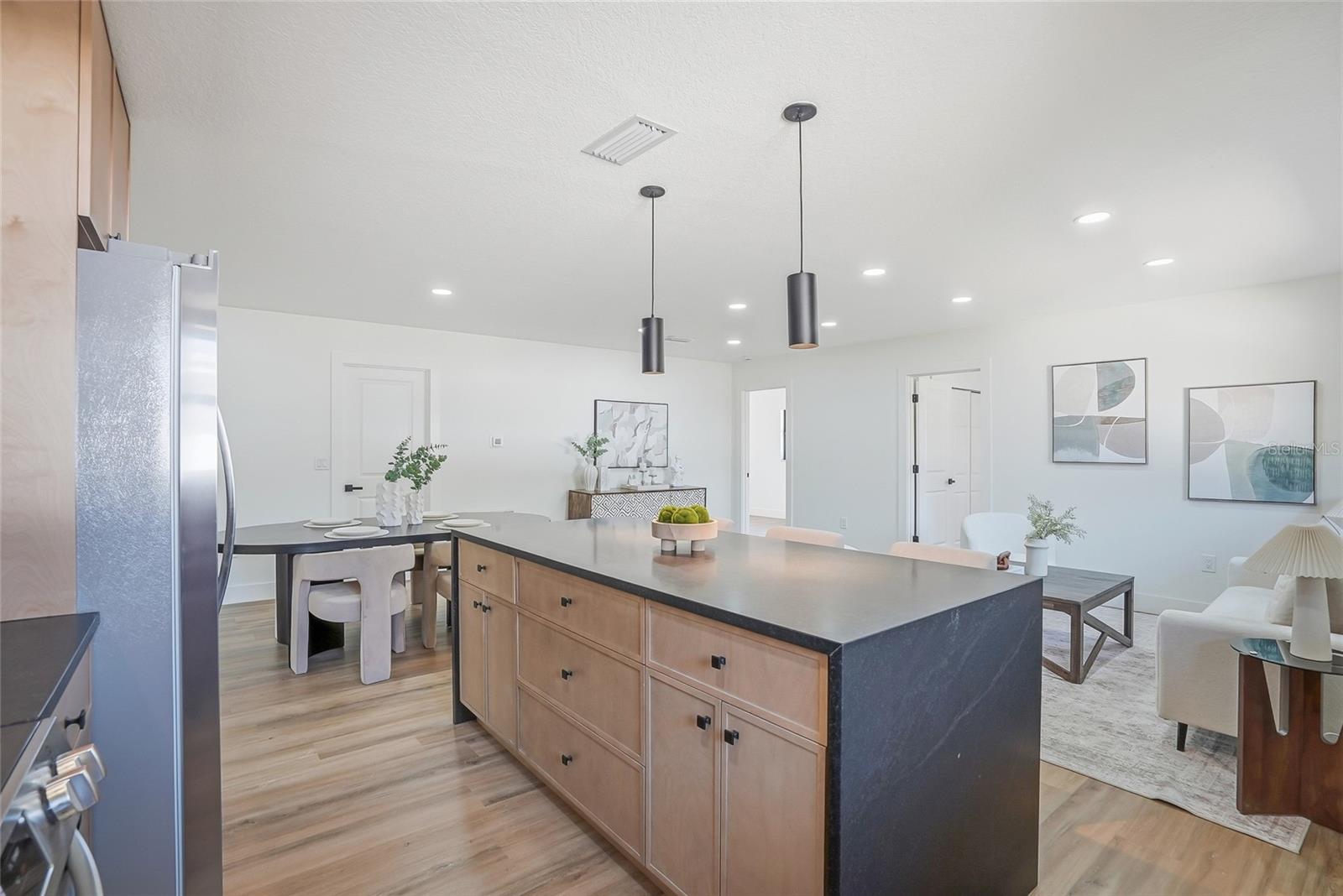 Image 10 of 42 For 4024 Bell Avenue