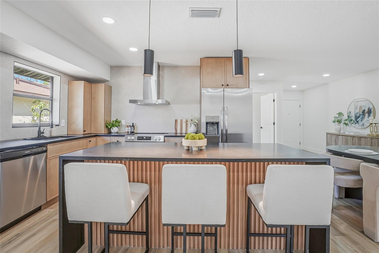 Image 14 of 42 For 4024 Bell Avenue