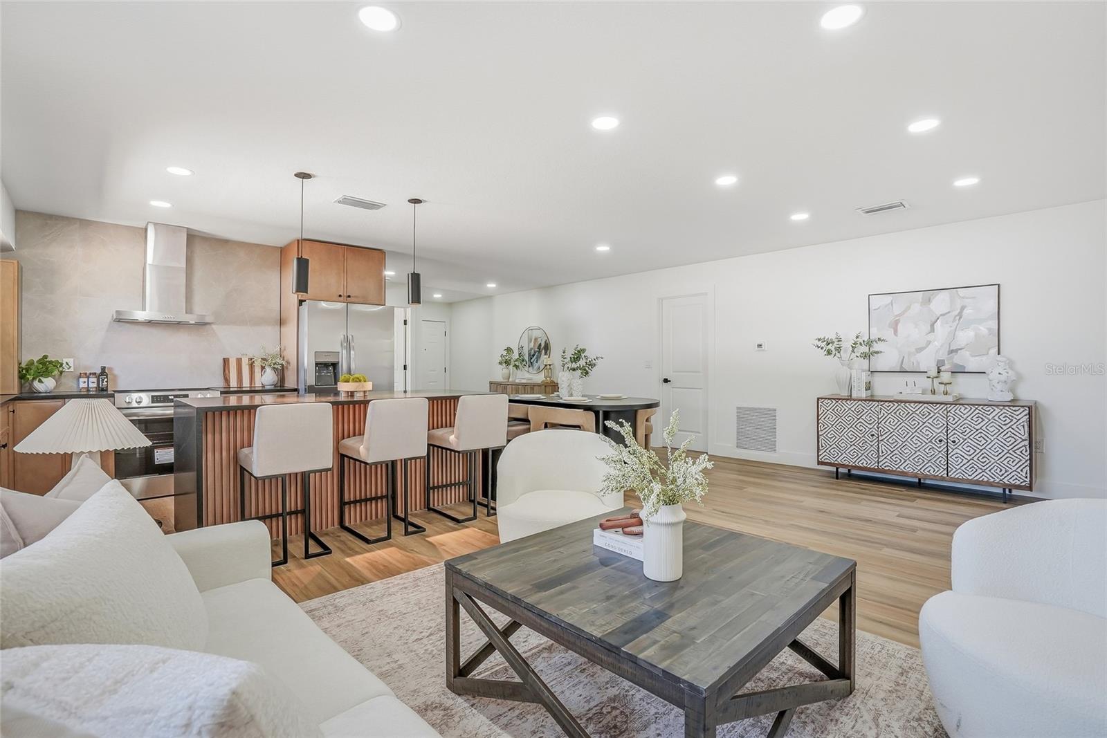 Image 18 of 42 For 4024 Bell Avenue