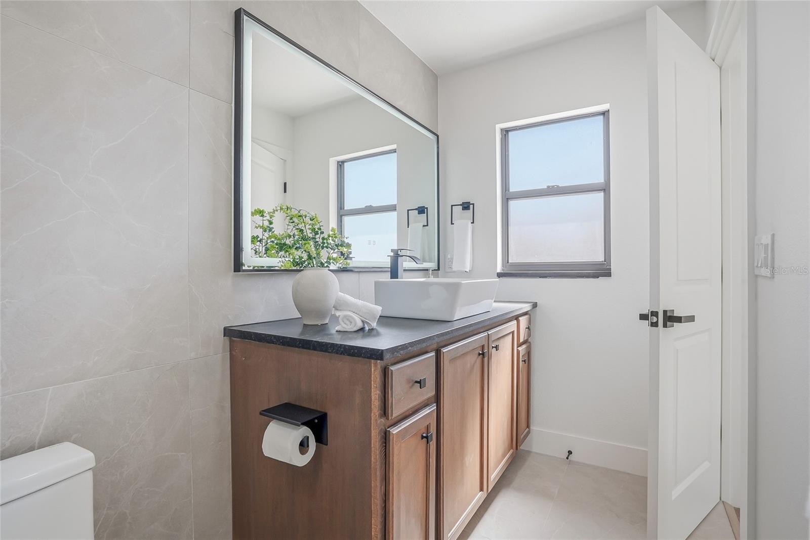 Image 26 of 42 For 4024 Bell Avenue