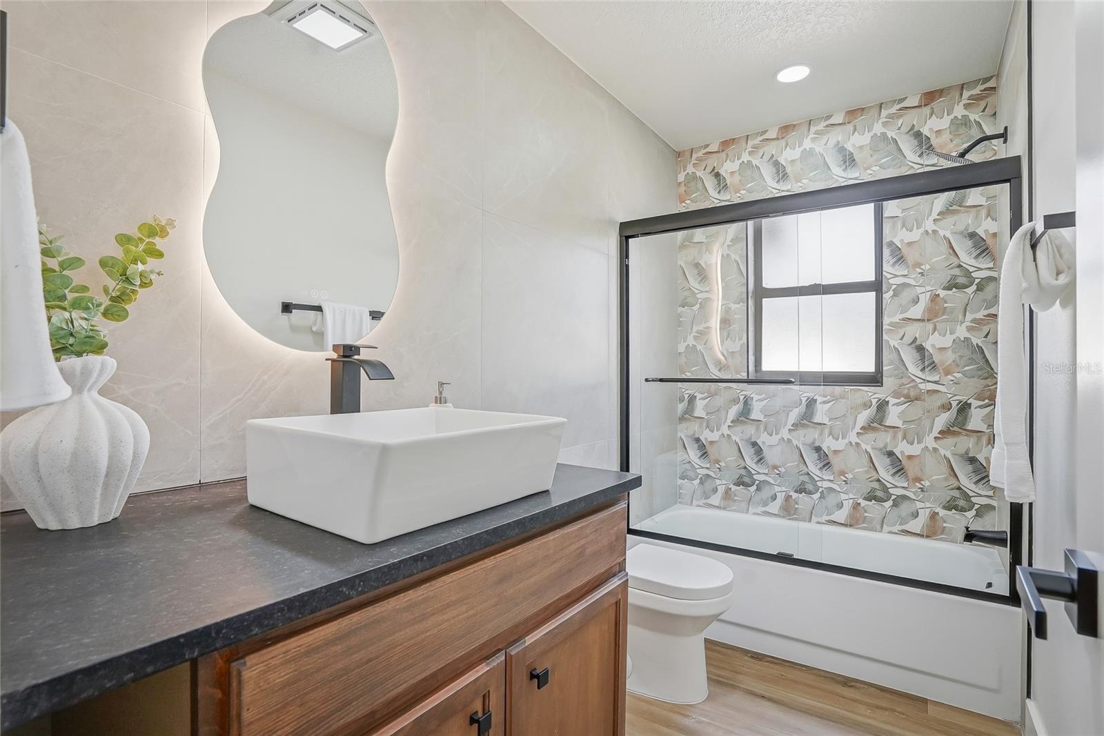 Image 29 of 42 For 4024 Bell Avenue