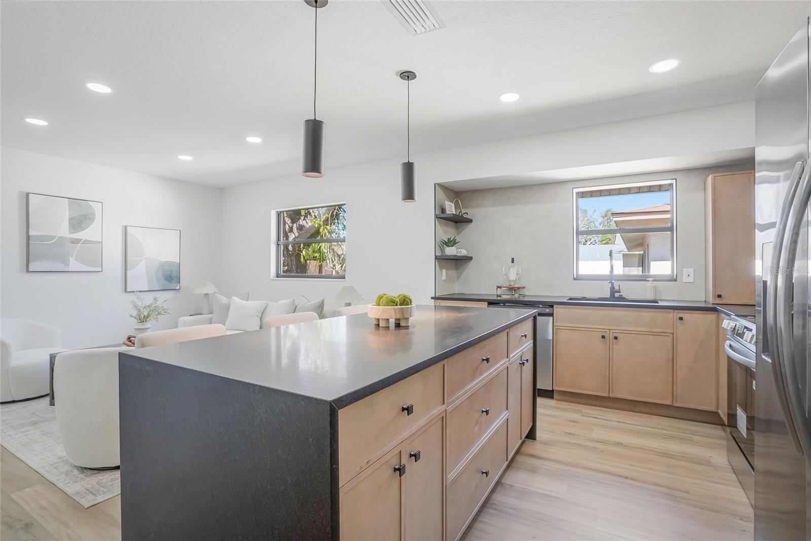 Image 7 of 42 For 4024 Bell Avenue