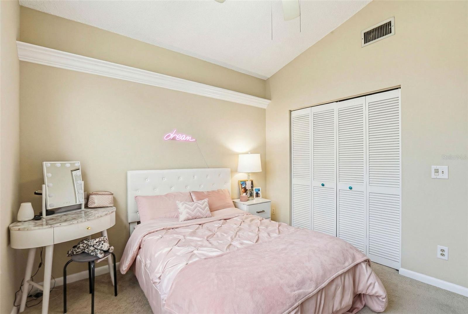 Image 15 of 40 For 3567 Deer Run S