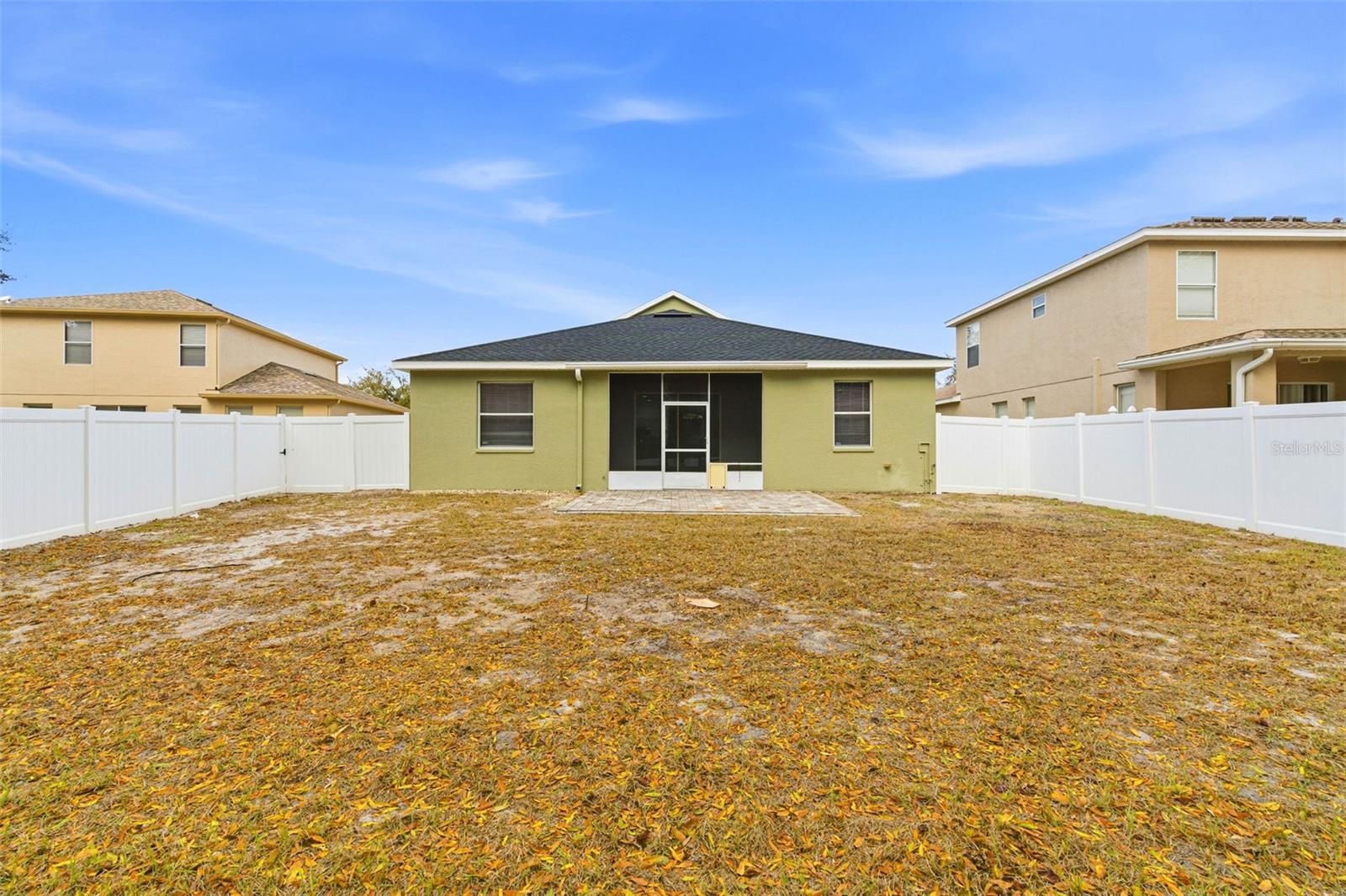 Listing photo id 54 for 12226 Ridgedale Drive